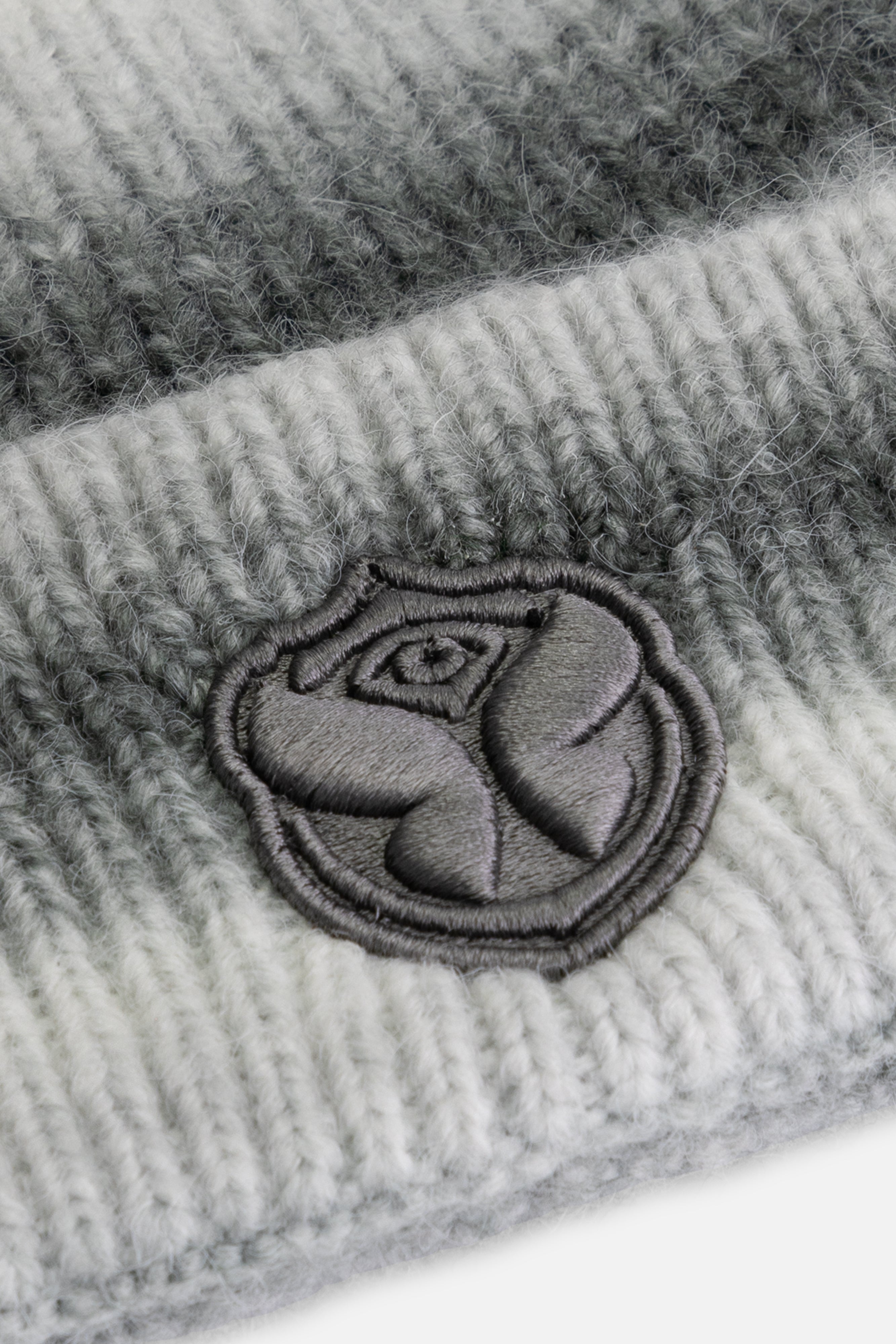 ICON GRADIENT BEANIE - 2