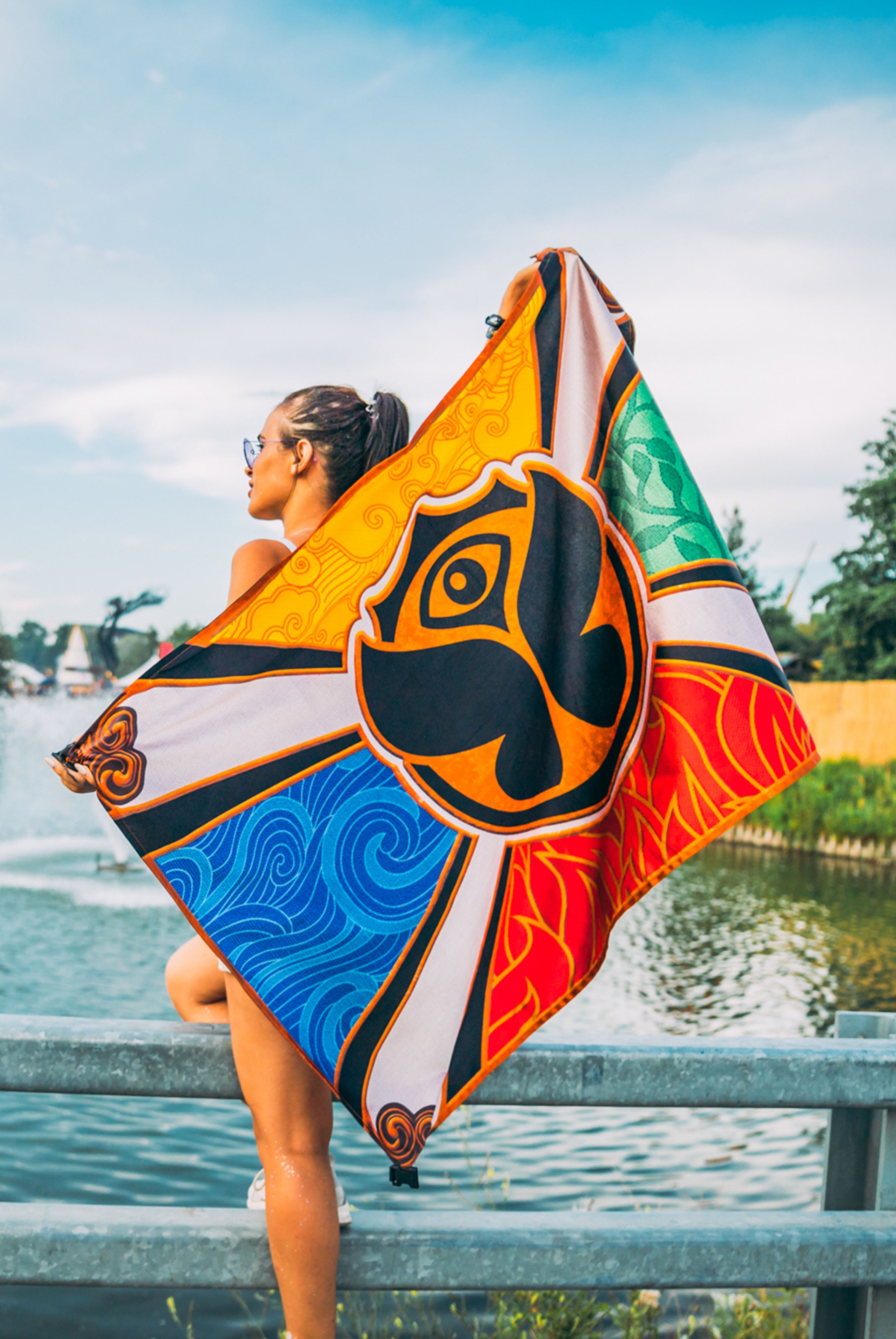 OFFICIAL TOMORROWLAND FLAG - 2